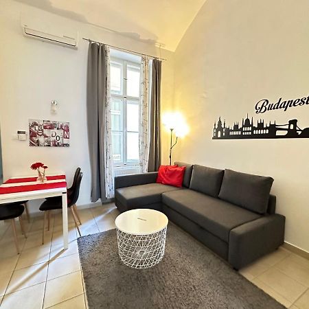 Orangehomes Central Market Hall Apartment Budapest Bagian luar foto