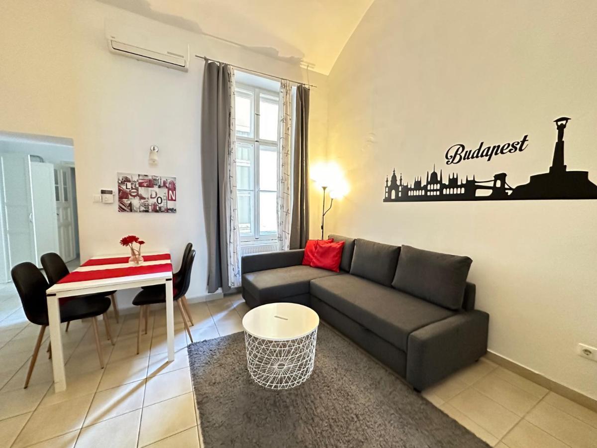 Orangehomes Central Market Hall Apartment Budapest Bagian luar foto