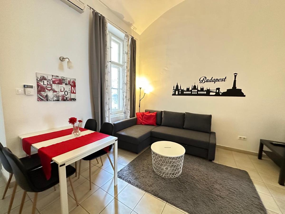 Orangehomes Central Market Hall Apartment Budapest Bagian luar foto