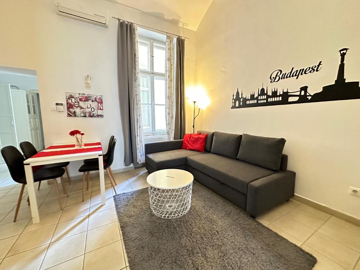 Orangehomes Central Market Hall Apartment Budapest Bagian luar foto